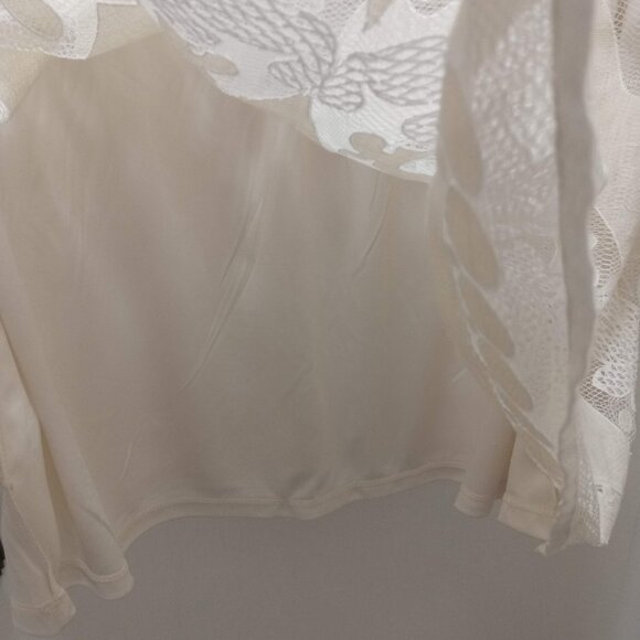 Old Navy Lace Dress - Picture 6 of 6